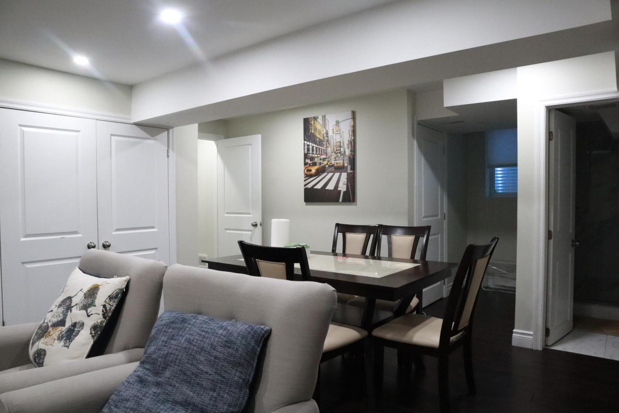 ברמפטון Stunning Furnished 2Bedroom/2Washroom Apartment מראה חיצוני תמונה